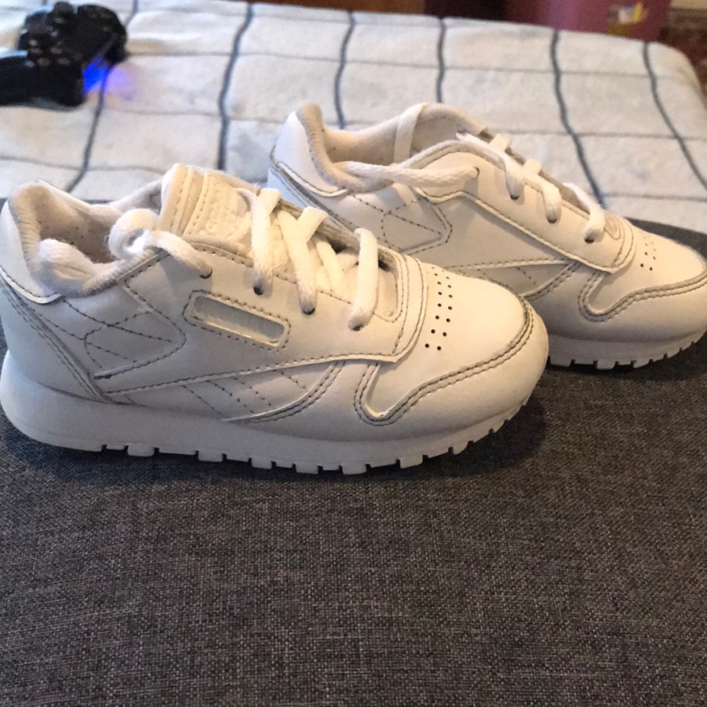 Toddler size 8 Reebok shoes